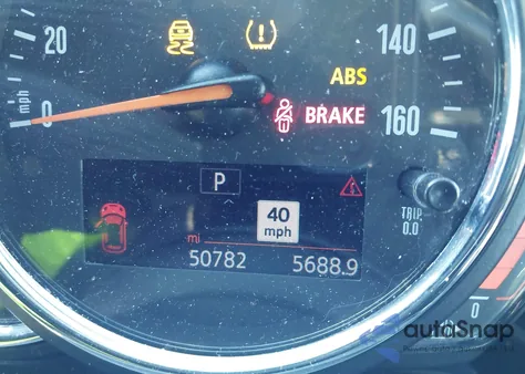 2019 Mini Countryman Cooper S z USA, uszkodzony, nr VIN WMZYT5C59K3G92049